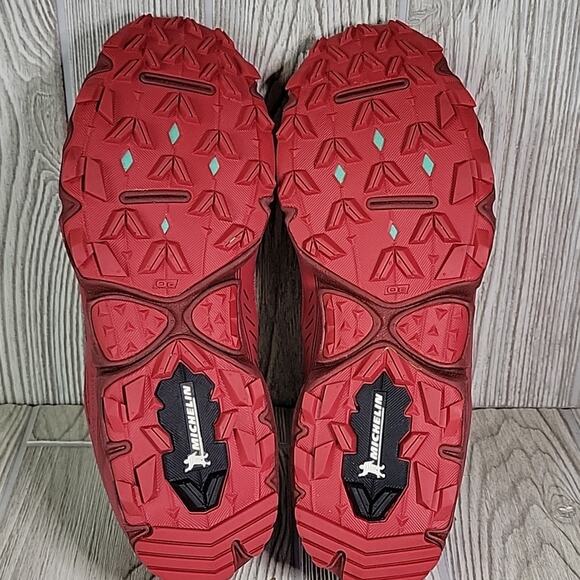 Mizuno Wave Trail Triple Red Running Shoes Mens Size 8.5 - Picture 7 of 11